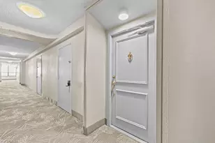 4005 Gulf Shore Blvd N, Naples, FL 34103 - Photo 11