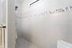 9406 Greyhawk Trl, Naples, FL 34120 - Photo 21