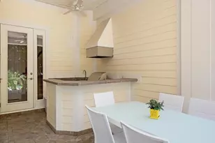 194 4th Ave N, Naples, FL 34102 - Photo 11