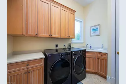 194 4th Ave N, Naples, FL 34102 - Photo 23