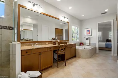 12460 Wisteria Dr, Naples, FL 34120 - Photo 15