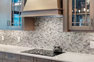 12460 Wisteria Dr, Naples, FL 34120 - Photo 9