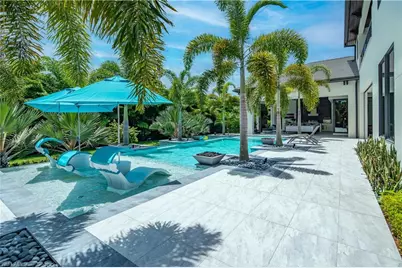 882 Cassena Rd, Naples, FL 34108 - Photo 23