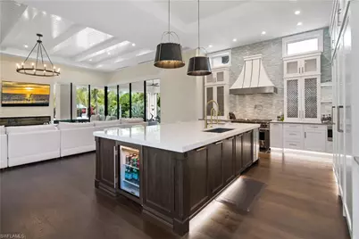 882 Cassena Rd, Naples, FL 34108 - Photo 11