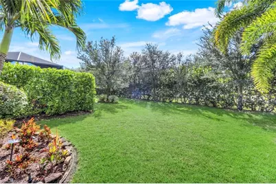 4244 Raffia Palm Cir, Naples, FL 34119 - Photo 33