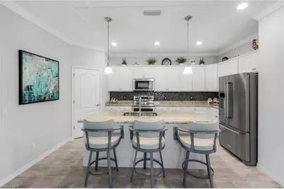 4244 Raffia Palm Cir, Naples, FL 34119 - Photo 9