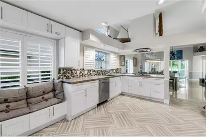 10366 Quail Crown Dr, Naples, FL 34119 - Photo 9