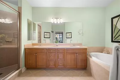 10514 Smokehouse Bay Dr #202, Naples, FL 34120 - Photo 21