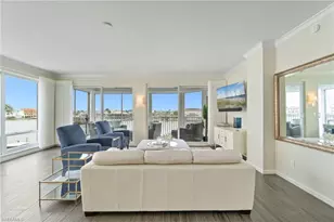 9790 Gulf Shore Dr, Naples, FL 34108 - Photo 7