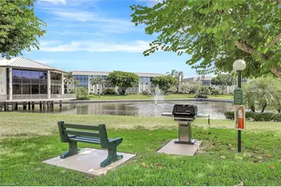 788 Park Shore Dr #E39, Naples, FL 34103 - Photo 13