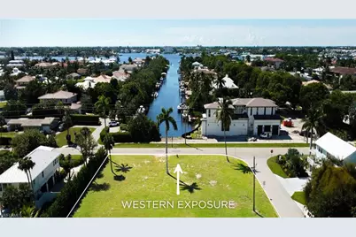 1427 Sandpiper St, Naples, FL 34102 - Photo 3