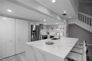 3412 Timberwood Cir, Naples, FL 34105 - Photo 5