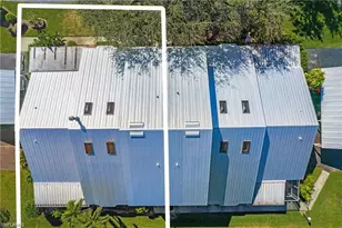 3412 Timberwood Cir, Naples, FL 34105 - Photo 29