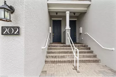 16521 Goldenrod Ln #202, Alva, FL 33920 - Photo 3