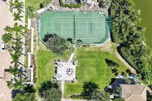 13105 Vanderbilt Dr, Naples, FL 34110 - Photo 35