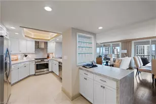 4651 Gulf Shore Blvd N, Naples, FL 34103 - Photo 9