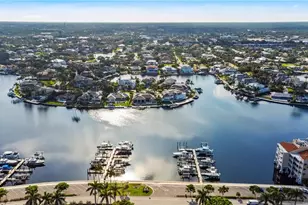 4651 Gulf Shore Blvd N, Naples, FL 34103 - Photo 41