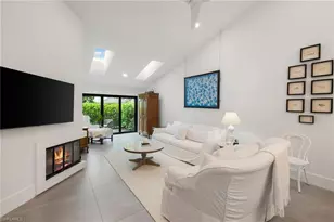 4006 Crayton Rd, Naples, FL 34103 - Photo 13