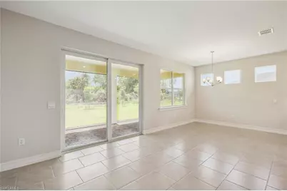 532 Spring Hill Lake Loop, Cape Coral, FL 33993 - Photo 7