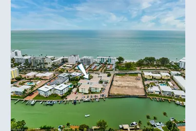 1950 Gulf Shore Blvd N #113, Naples, FL 34102 - Photo 1