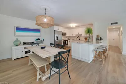 1950 Gulf Shore Blvd N #113, Naples, FL 34102 - Photo 9