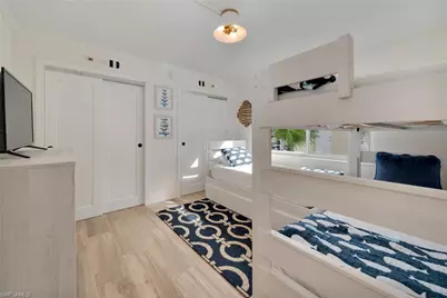 1950 Gulf Shore Blvd N #113, Naples, FL 34102 - Photo 13