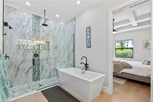 3552 Hibiscus Ave, Naples, FL 34104 - Photo 33