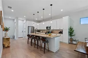 3552 Hibiscus Ave, Naples, FL 34104 - Photo 11