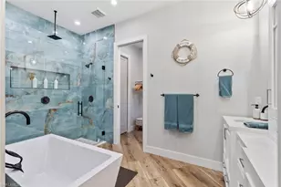 3530 Hibiscus Ave, Naples, FL 34104 - Photo 31