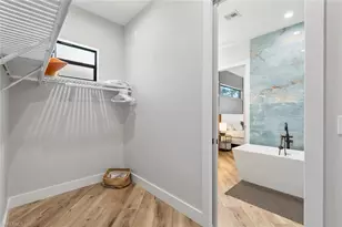 3530 Hibiscus Ave, Naples, FL 34104 - Photo 37