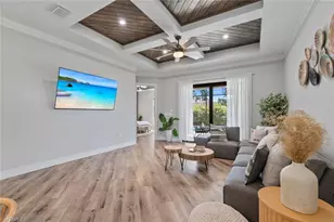 3530 Hibiscus Ave, Naples, FL 34104 - Photo 23