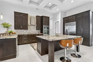 1135 Lorraine Ct, Cape Coral, FL 33904 - Photo 5