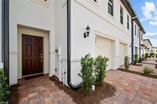 1605 Lake Jessup Cir, Cape Coral, FL 33909 - Photo 5