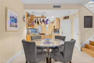 5677 Cove Cir, Naples, FL 34119 - Photo 7