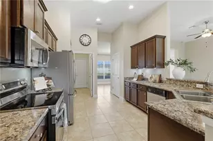 1330 NW 7th Ave, Cape Coral, FL 33993 - Photo 11