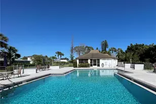 547 Eastwood Dr, Naples, FL 34110 - Photo 9