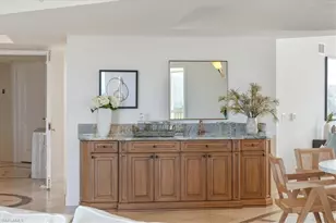 6597 Nicholas Blvd, Naples, FL 34108 - Photo 7