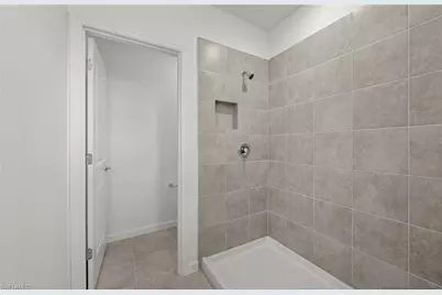 1622 Lake Jessup Cir, Cape Coral, FL 33909 - Photo 23