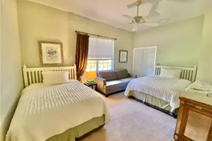 15590 Vallecas Ln, Naples, FL 34110 - Photo 9