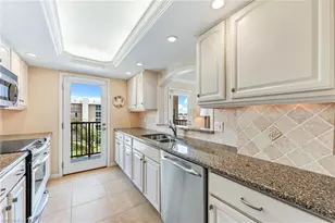 3500 Gulf Shore Blvd N, Naples, FL 34103 - Photo 11