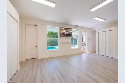 180 7th Ave S, Naples, FL 34102 - Photo 11