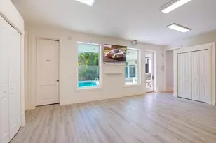 180 7th Ave S, Naples, FL 34102 - Photo 11