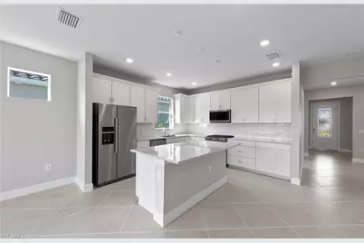 12401 Basalt Ln, Alva, FL 33920 - Photo 5