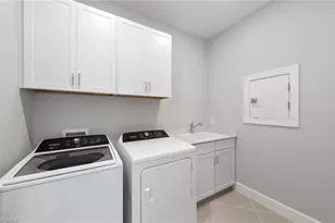 12401 Basalt Ln, Alva, FL 33920 - Photo 17