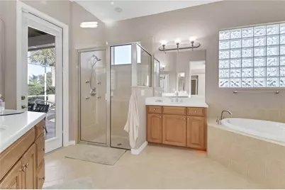 3670 Grand Cypress Dr, Naples, FL 34119 - Photo 23