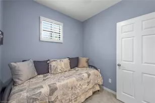 27031 Oakwood Lake Dr, Bonita Springs, FL 34134 - Photo 31