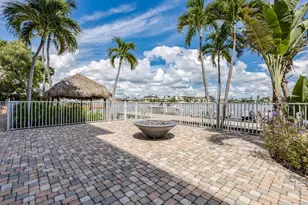 9566 Gulf Shore Dr, Naples, FL 34108 - Photo 23