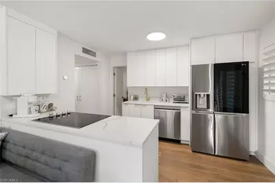 175 Fifth Avenue S #204, Naples, FL 34102 - Photo 7