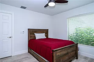 540 102nd Ave N, Naples, FL 34108 - Photo 25