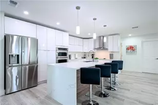 540 102nd Ave N, Naples, FL 34108 - Photo 7